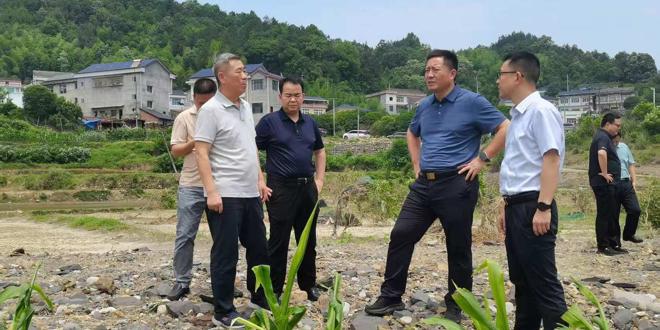 省农业农村厅专家组赴常德指导救灾补损工作